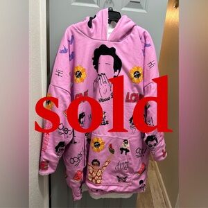 SOLD women’s medium harry styles blanket hoodie pink